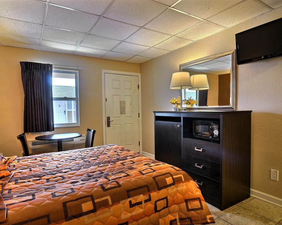 Rodeway Inn & Suites Nags Head Bagian luar foto