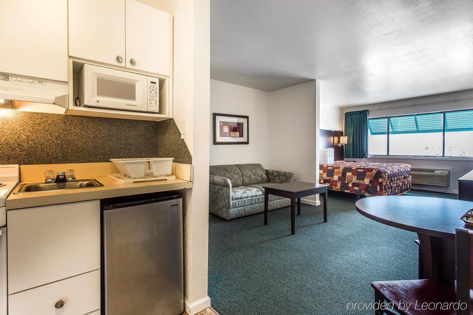 Rodeway Inn & Suites Nags Head Bagian luar foto