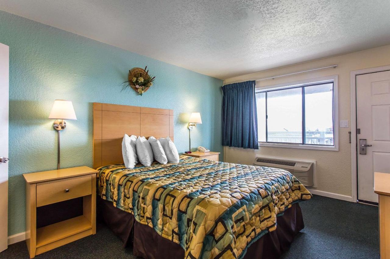 Rodeway Inn & Suites Nags Head Bagian luar foto