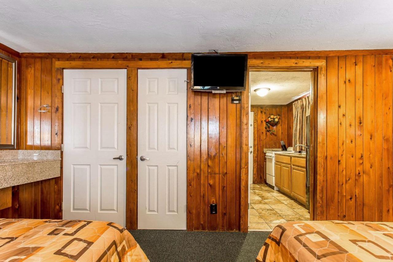 Rodeway Inn & Suites Nags Head Bagian luar foto